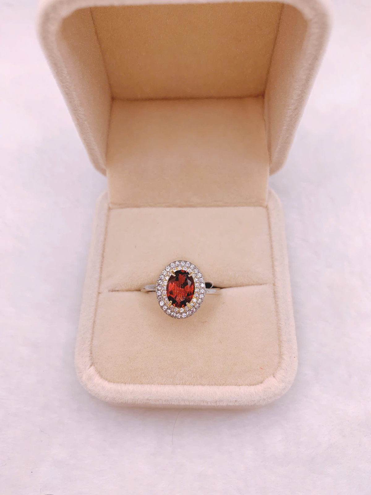 Nhẫn Đá Garnet Bạc 925 - RGN105