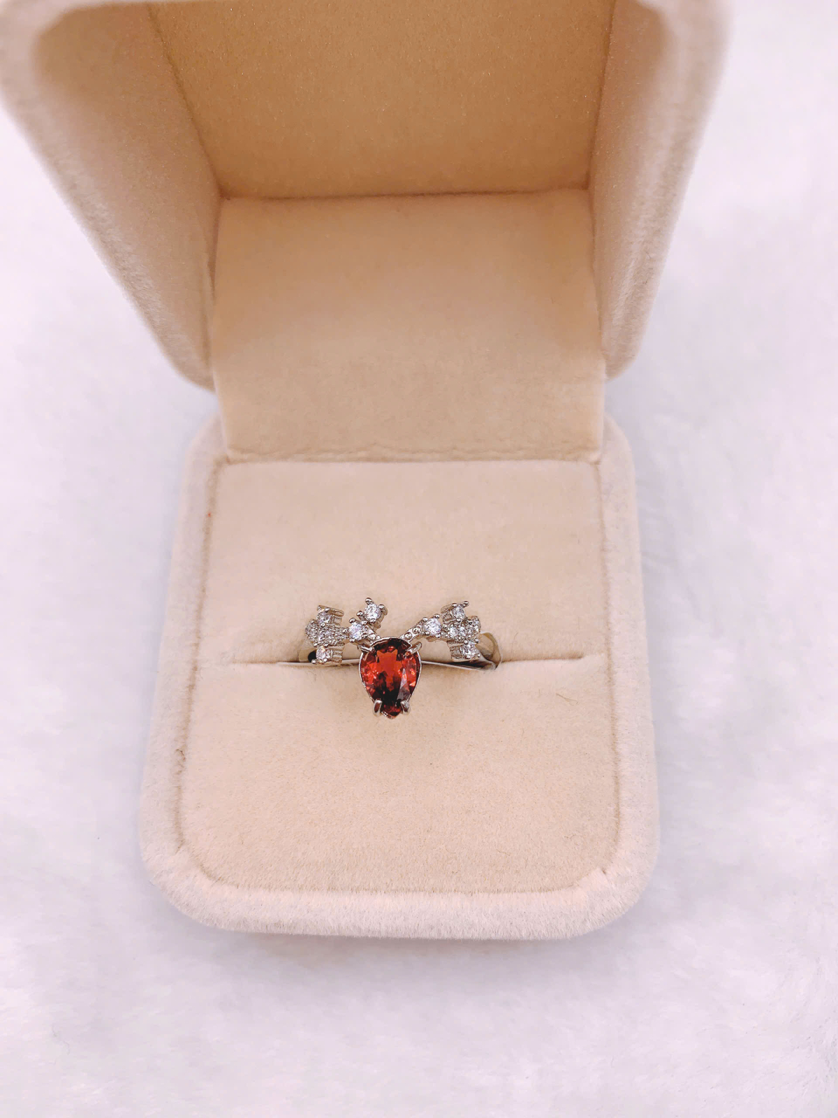 Nhẫn Đá Garnet Bạc 925 - RGN129