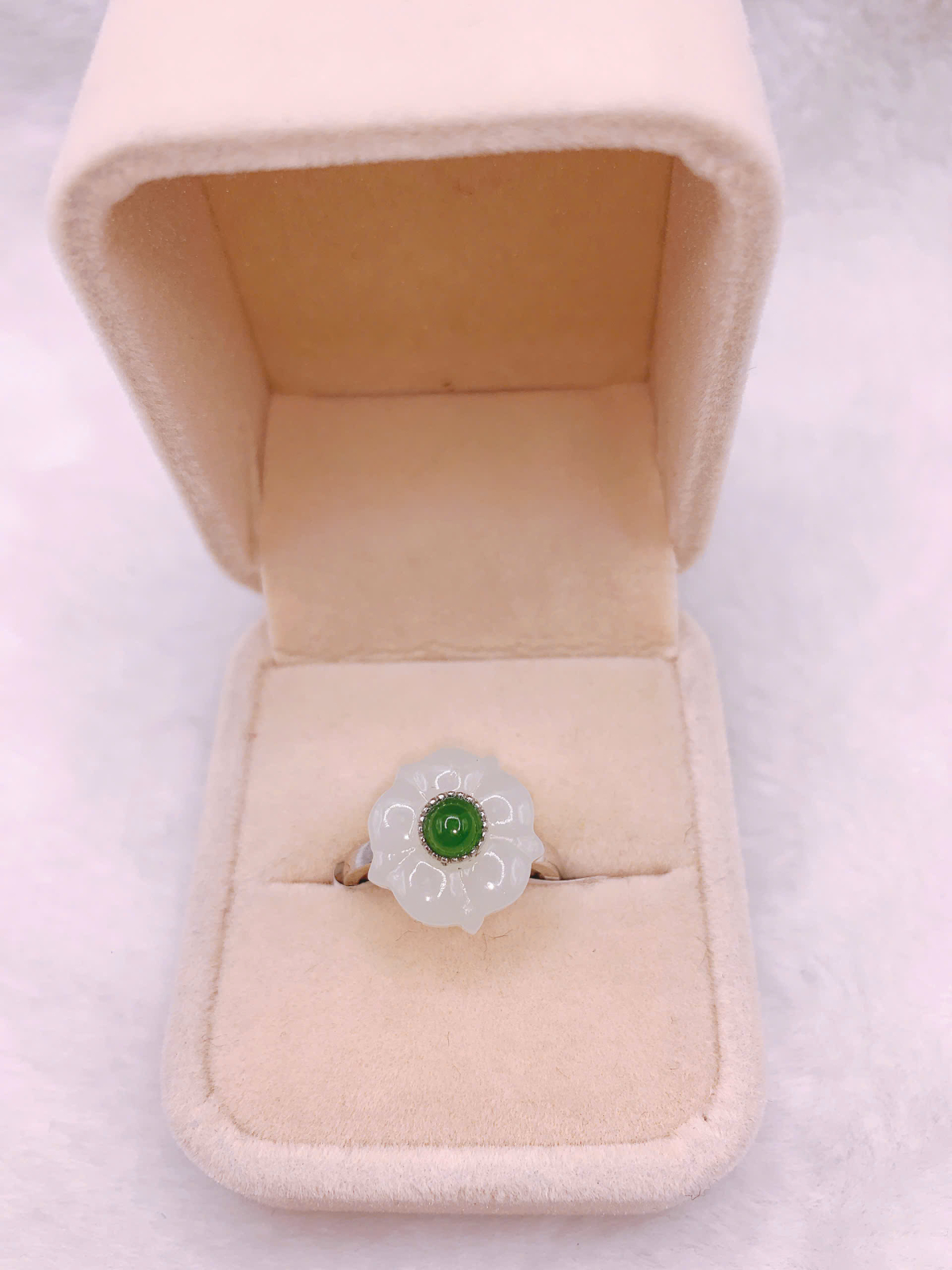 Nhẫn Ngọc Bích Canada Bạc 925 - NEWT001