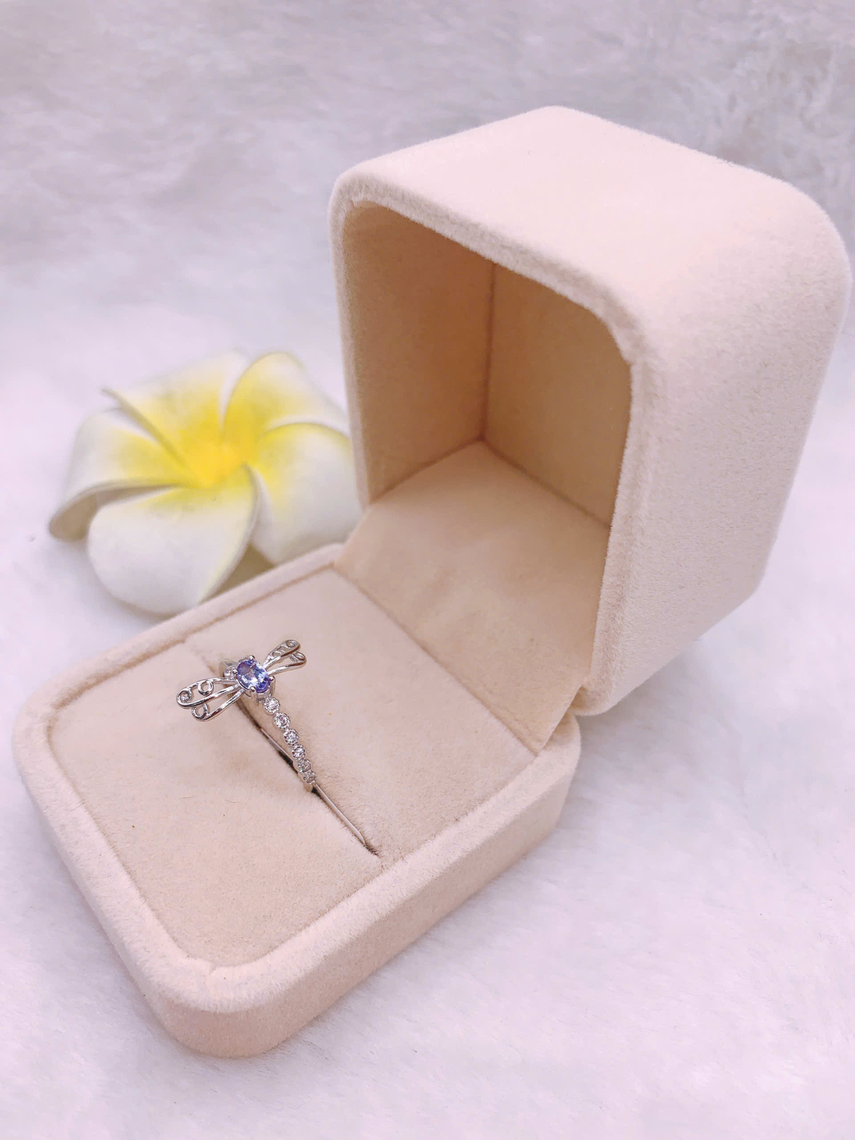 Nhẫn Đá Tanzanite Bạc 925 - RTZ075