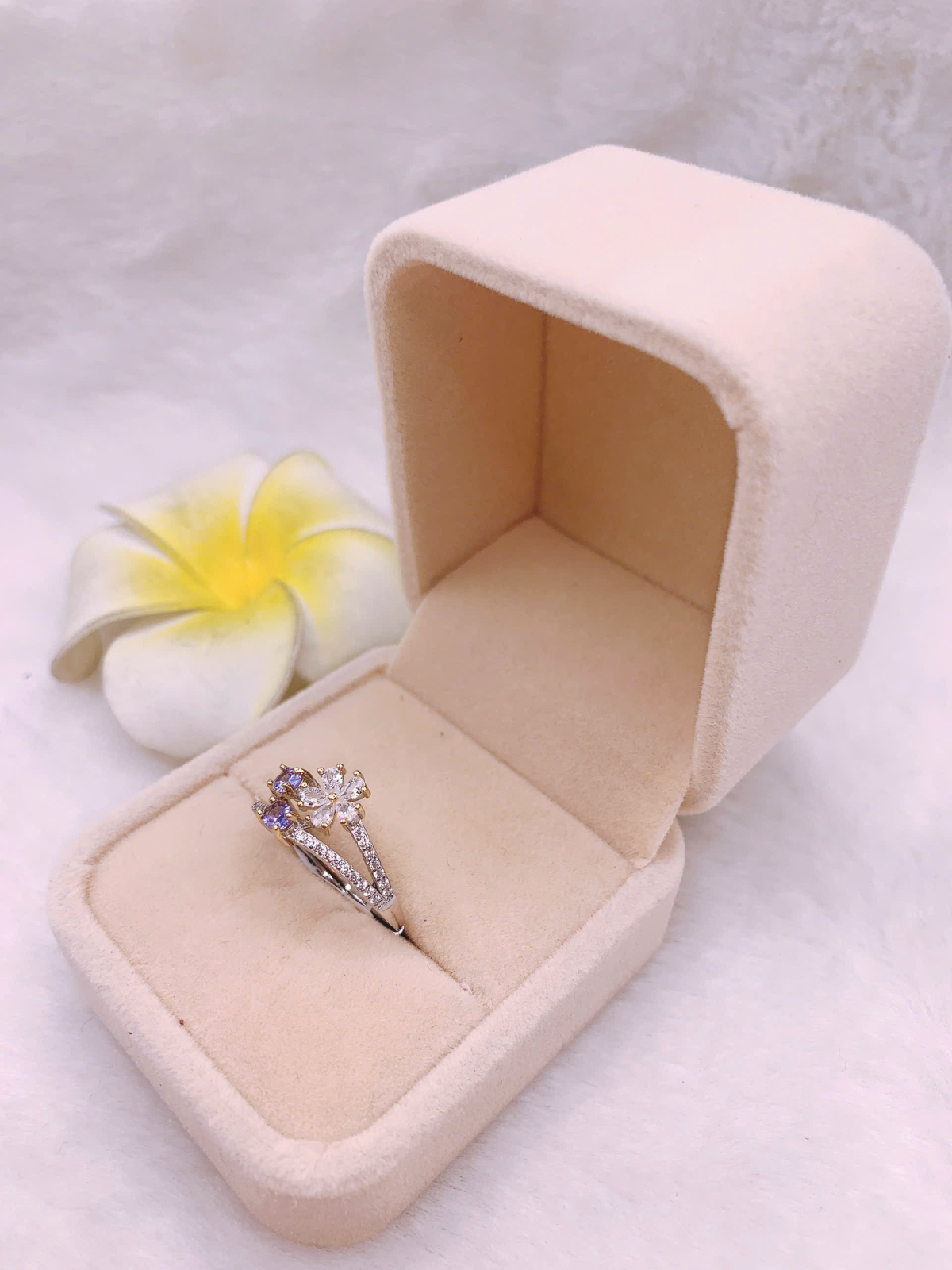 Nhẫn Đá Tanzanite Bạc 925 - RTZ022