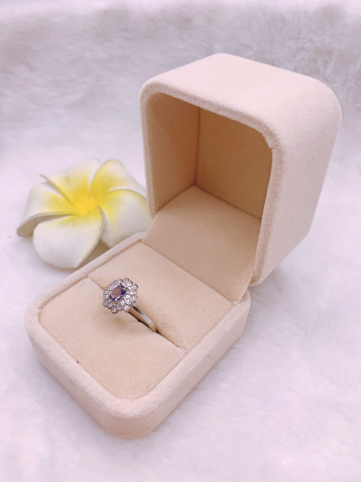 Nhẫn Đá Tanzanite Bạc 925 - RTZ068