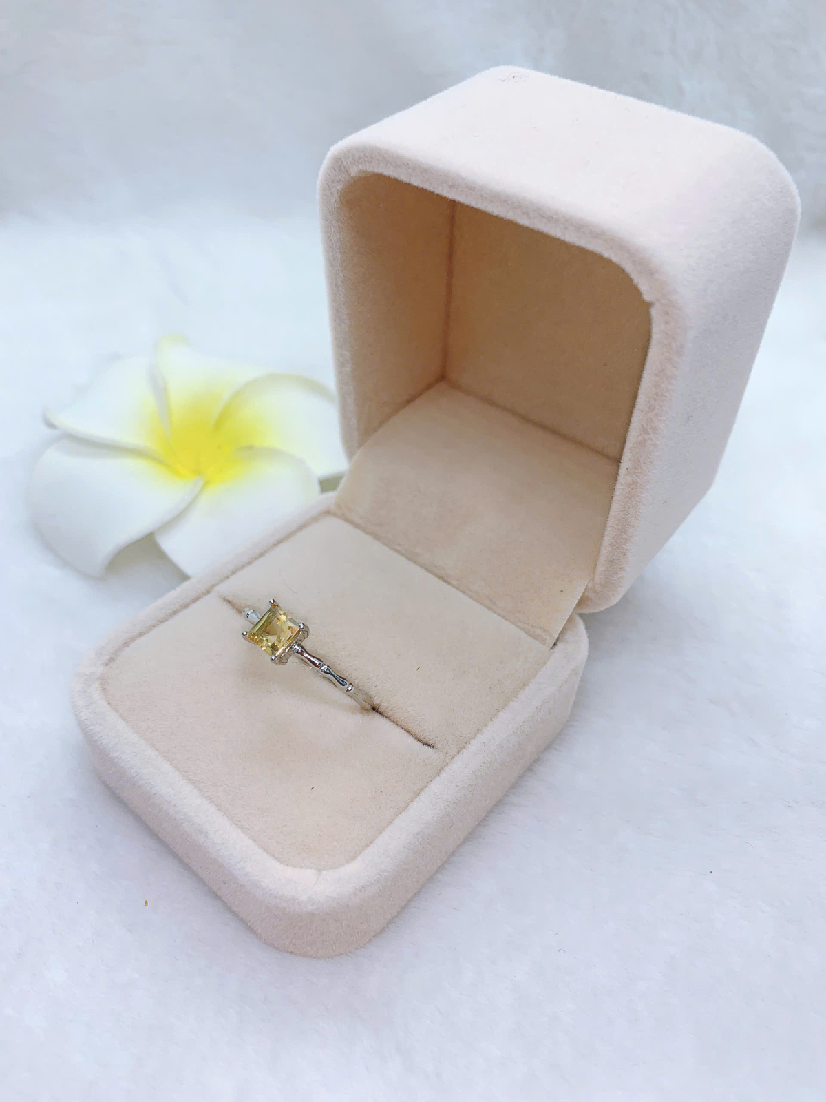 Nhẫn Đính Đá Citrine Bạc 925 - RCT233