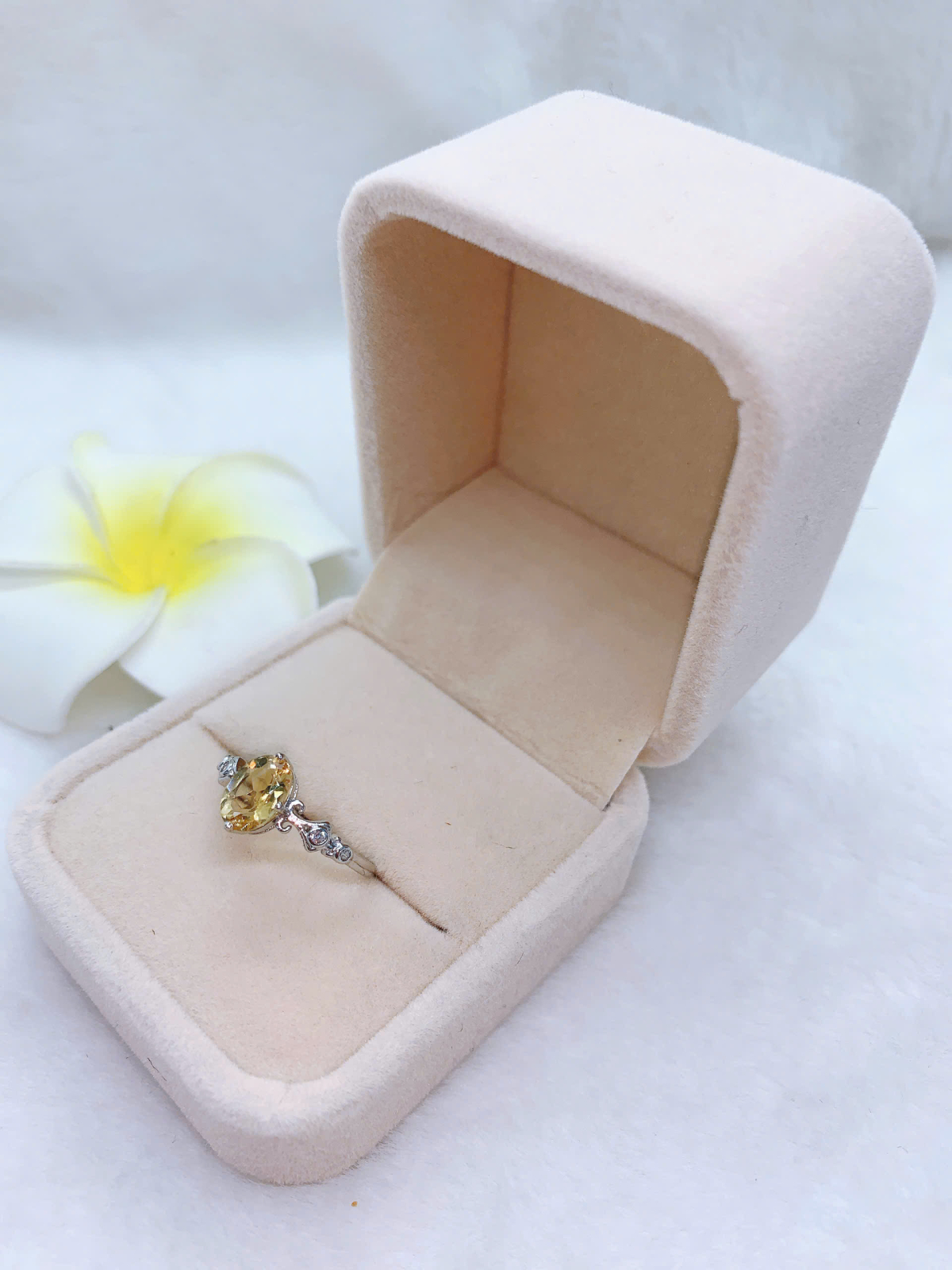 Nhẫn Đính Đá Citrine Bạc 925 - RCT230