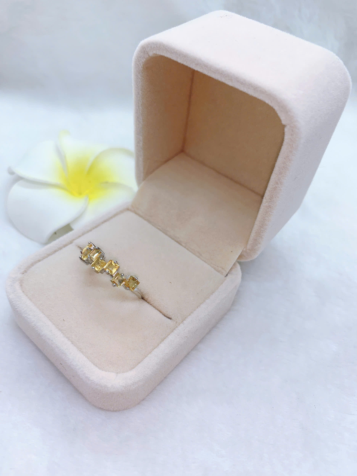 Nhẫn Đính Đá Citrine Bạc 925 - RCT227