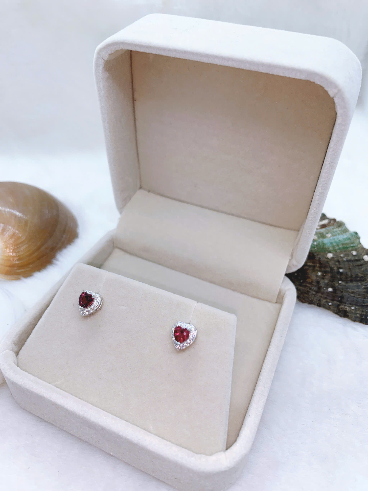 Hoa Tai Đá Garnet Bạc 925 - EGN83