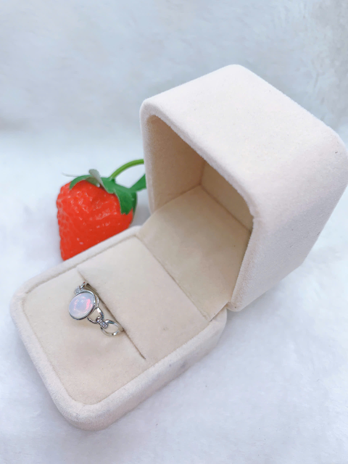 Nhẫn bạc đá Opal - RBO436