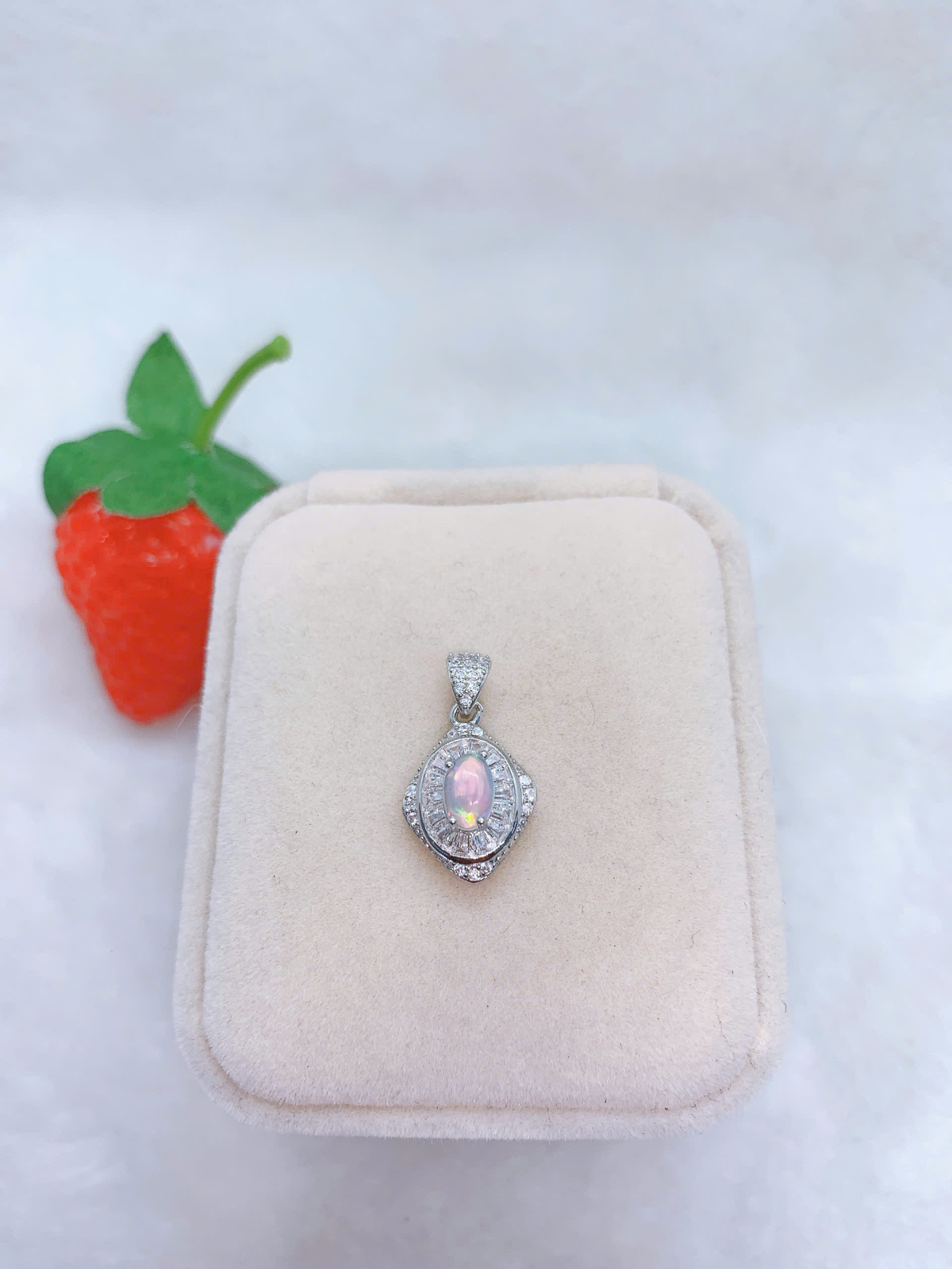 Mặt Dây Chuyền Đá Opal Bạc 925 - PBO152