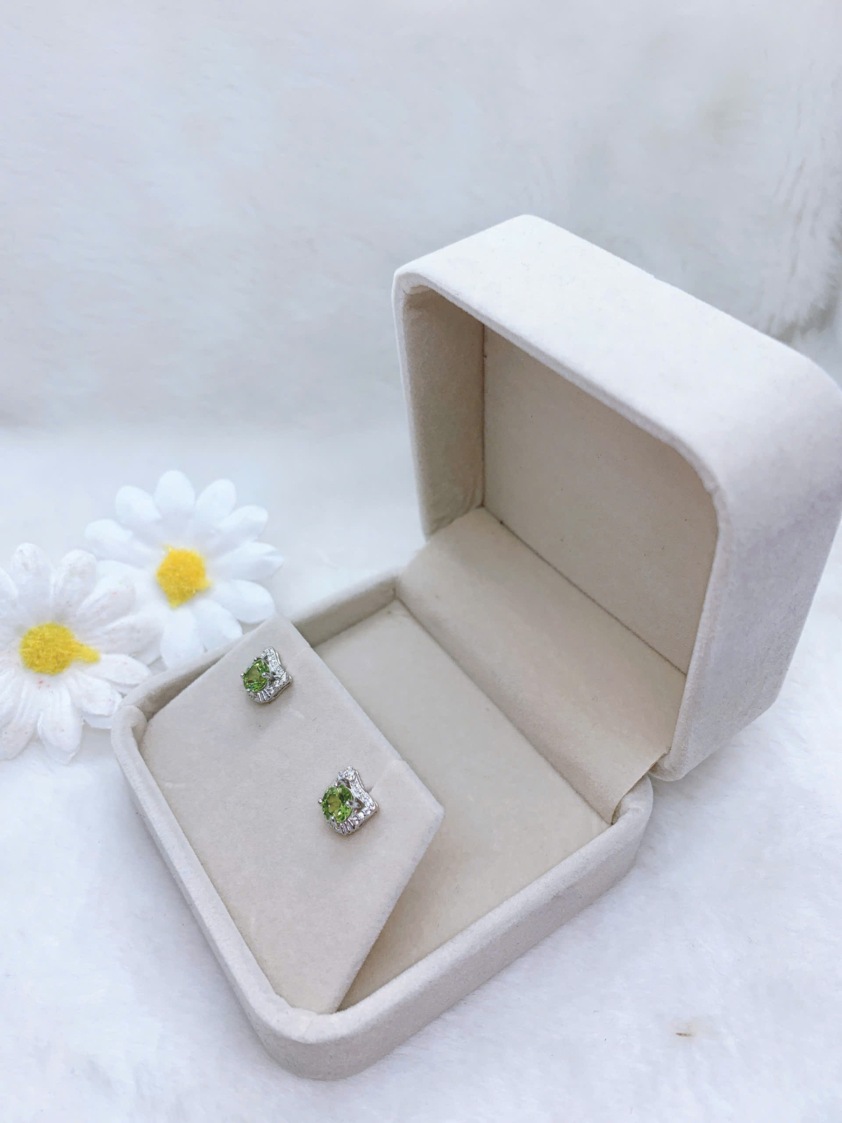 Bông Tai Đá Peridot Bạc 925 - EPR049