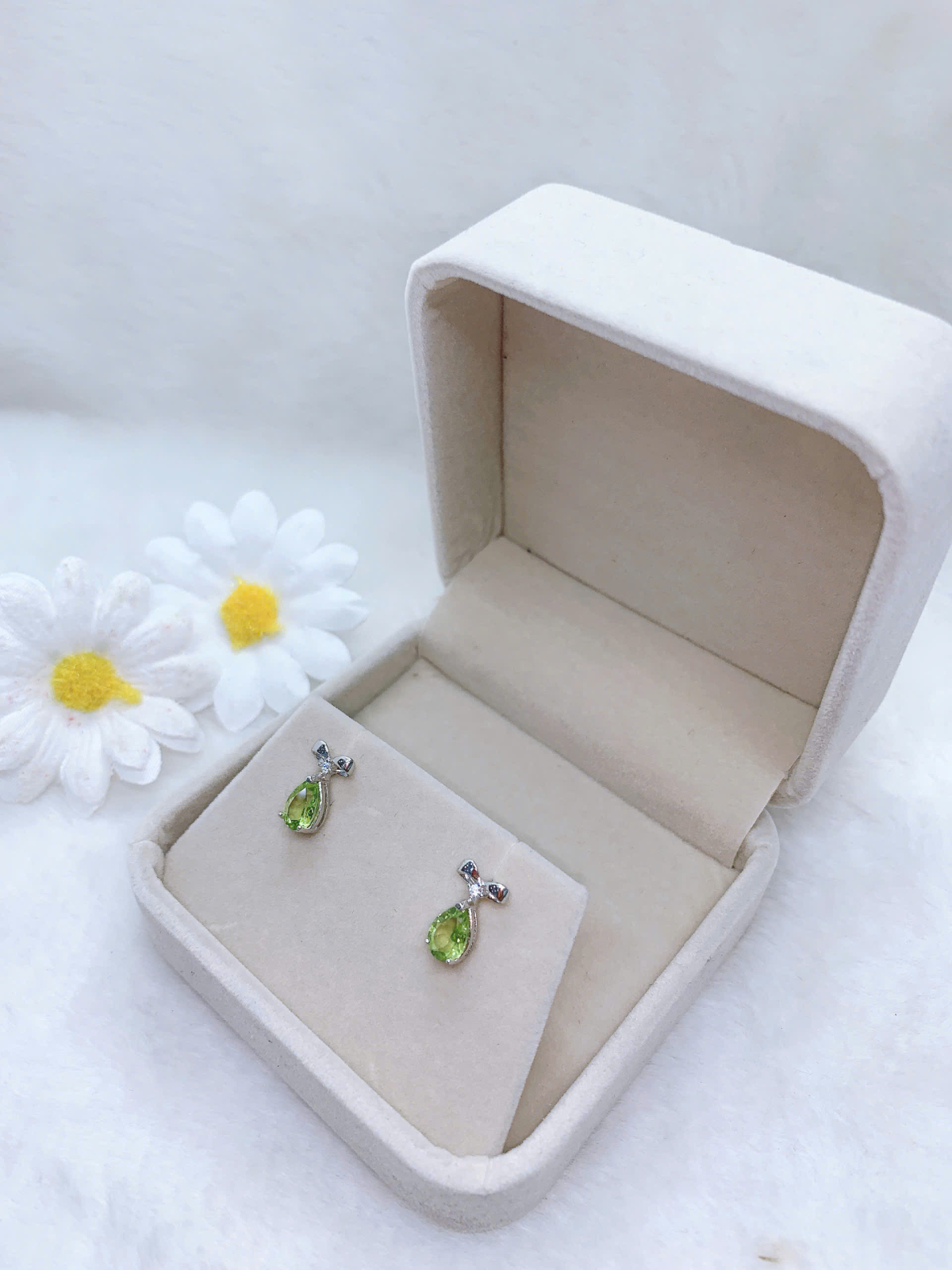 Bông Tai Đá Peridot Bạc 925 - EPR046