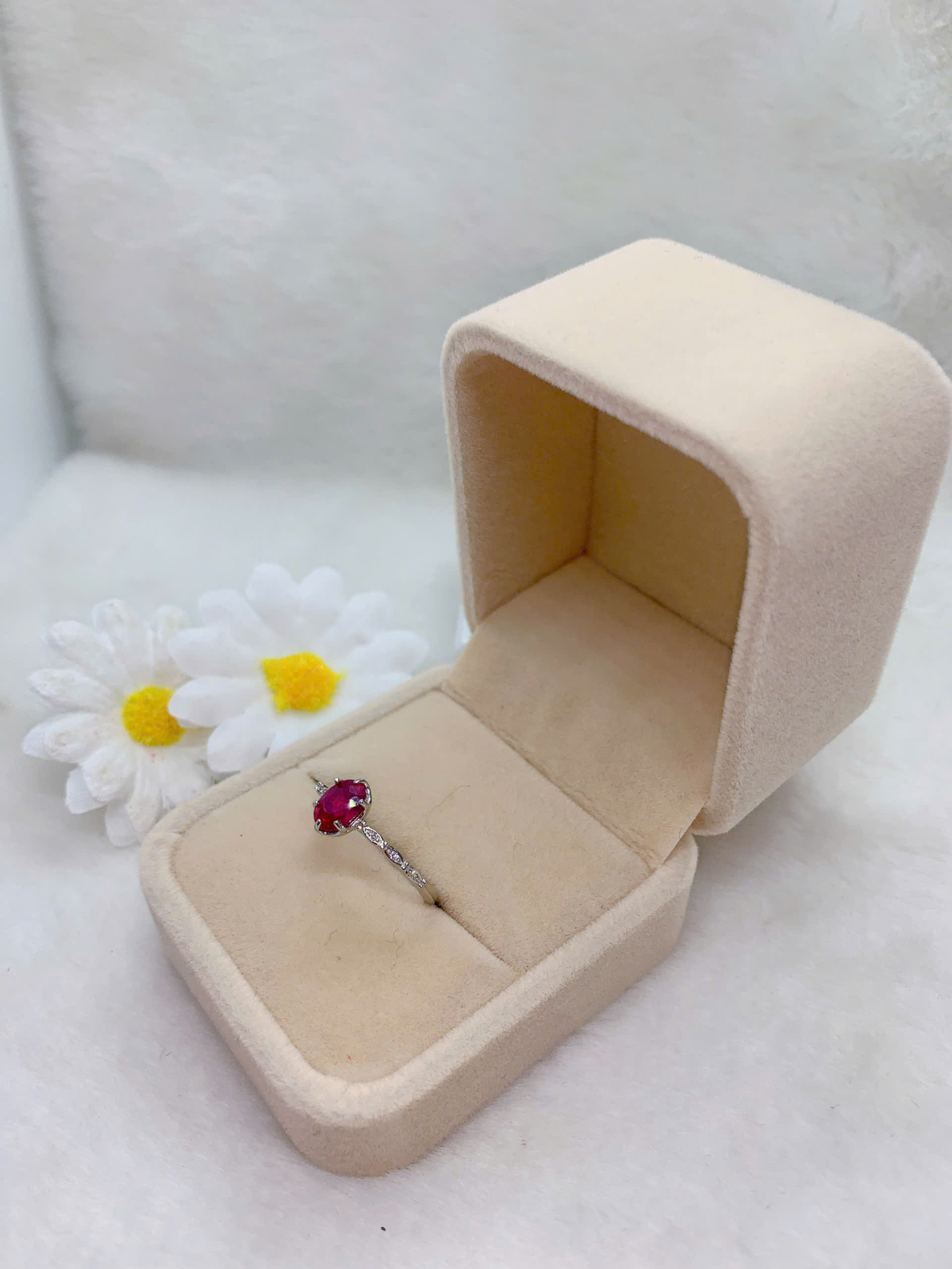 Nhẫn đá Ruby face bạc 925 - RRB192