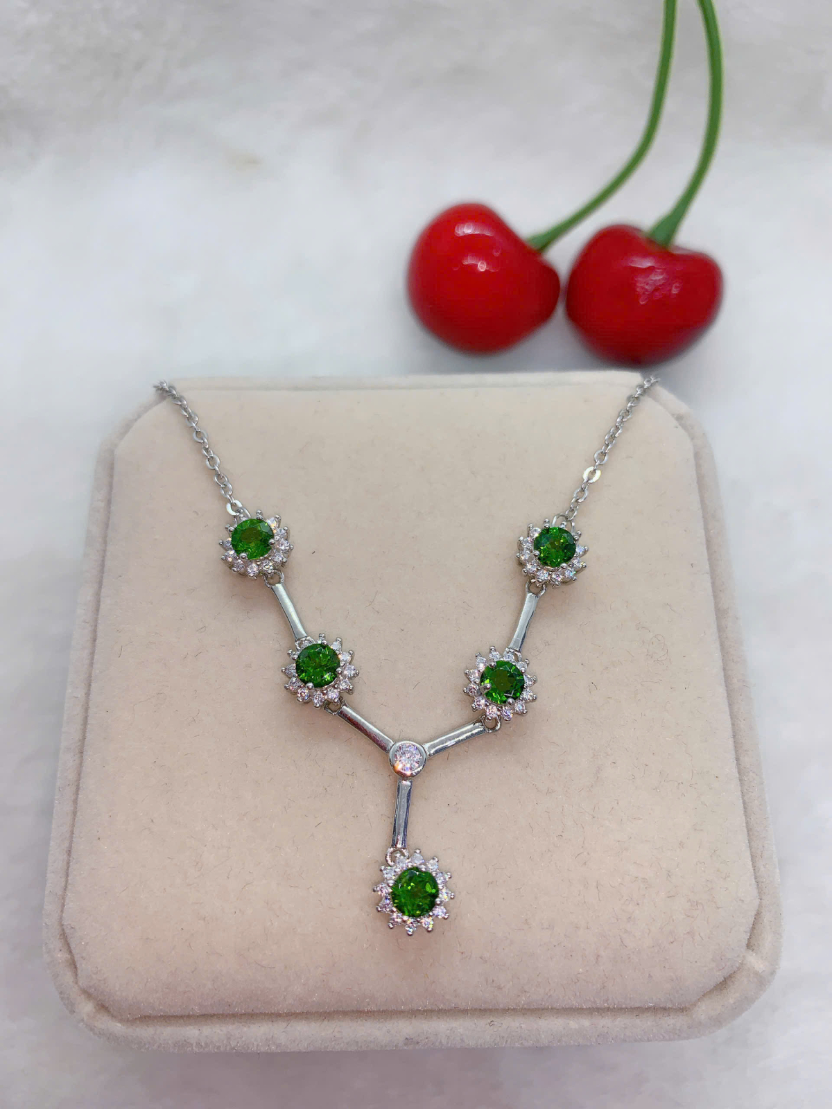 Mặt Dây Chuyền Đá Diopsite Bạc 925 - PDO030