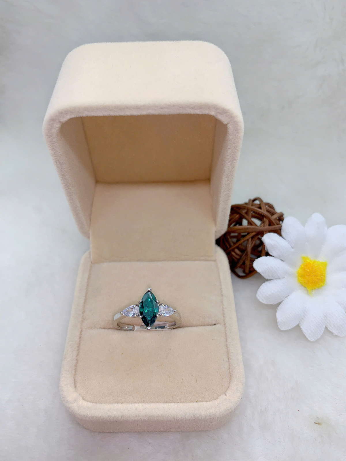 Nhẫn Moissanite ( D,FL,EX ) 9mm size 7 bạc 925-RMX131GS07