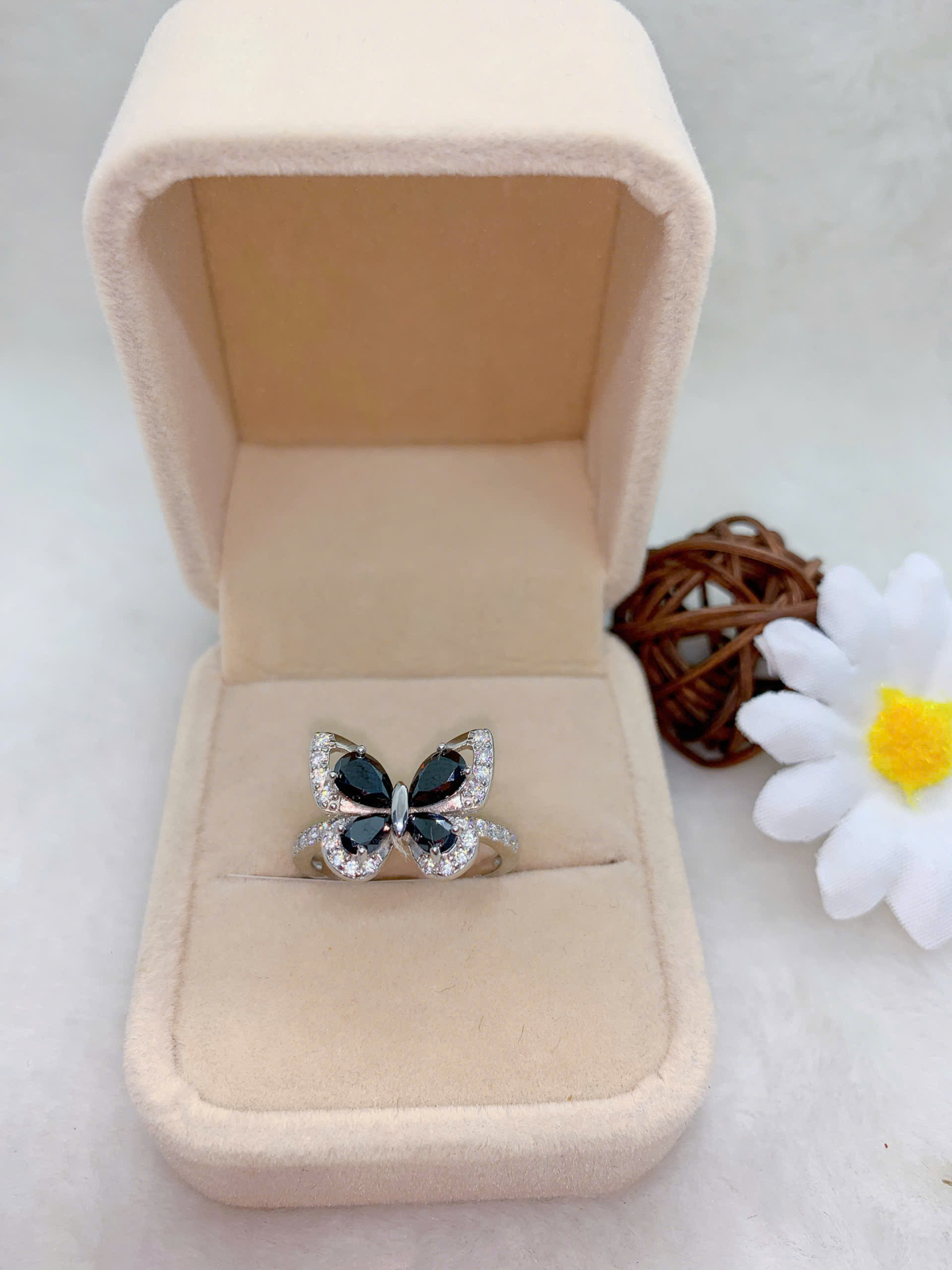 Nhẫn Moissanite ( D,FL,EX ) 9mm size 7 bạc 925-RMX127KS07