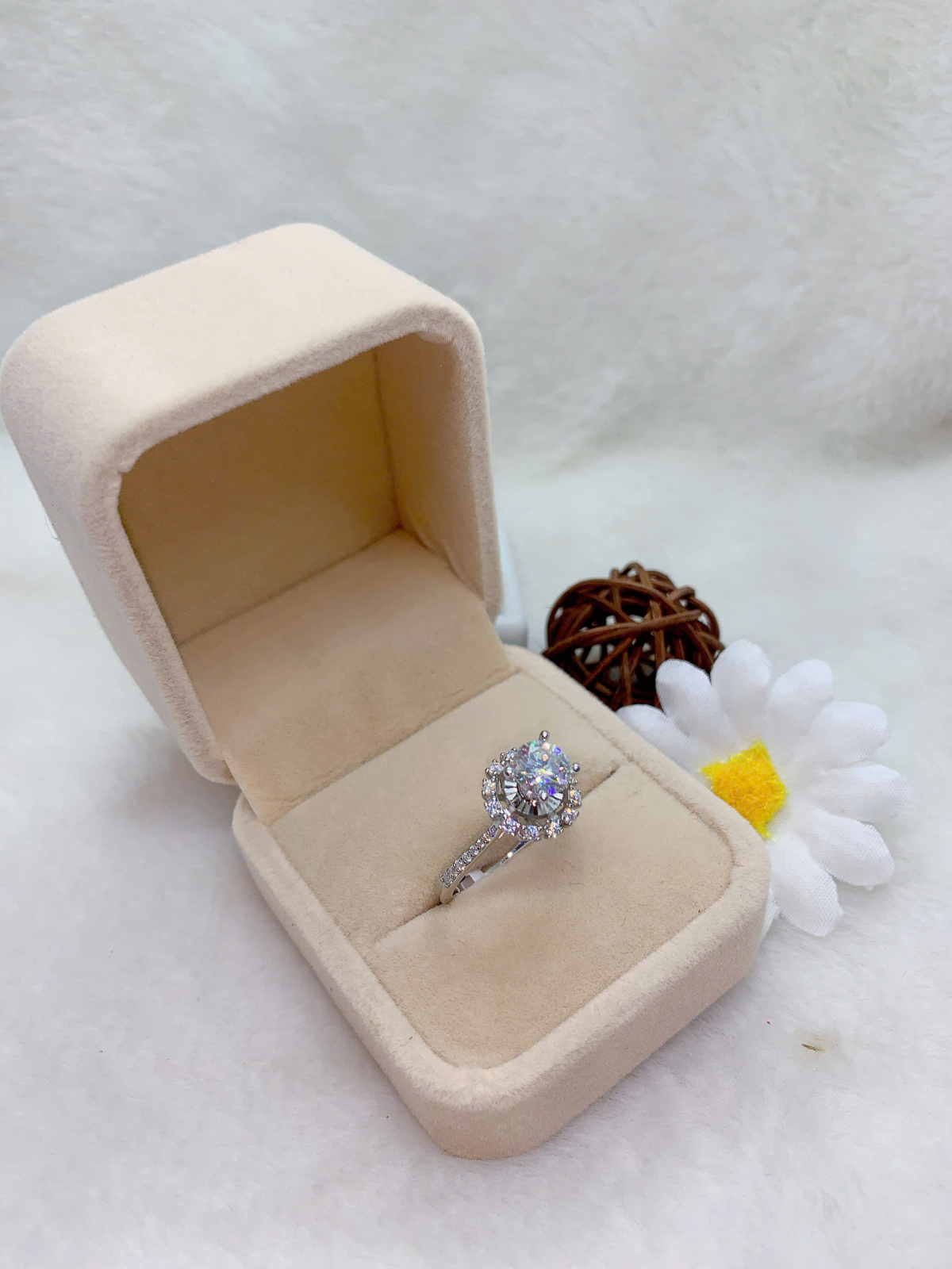 Nhẫn Moissanite ( D,FL,EX ) 9mm size 6 bạc 925-RMX123S05