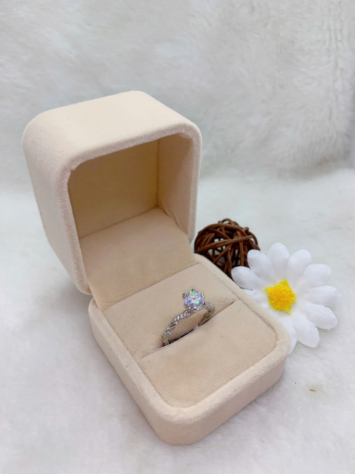 Nhẫn Moissanite ( D,FL,EX ) 9mm size 6 bạc 925-RMX128S07