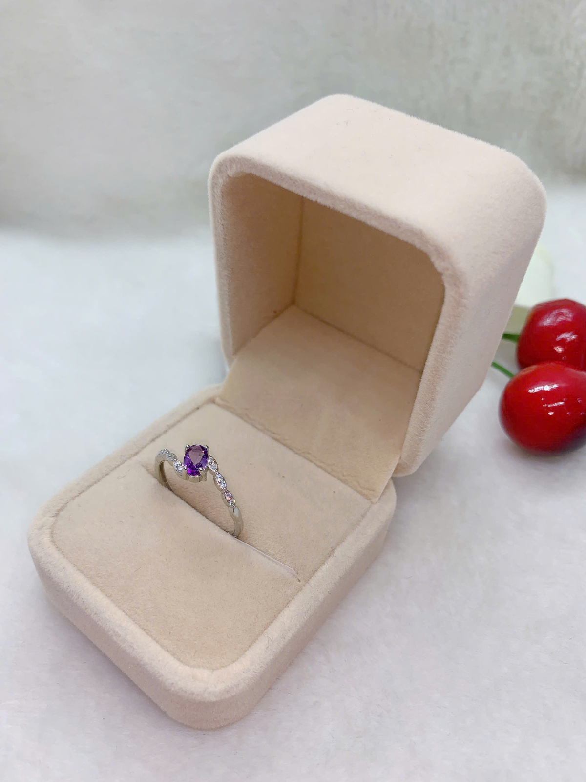 Nhẫn Nữ Đá Amethyst 4*6mm Bạc 925 - PA094