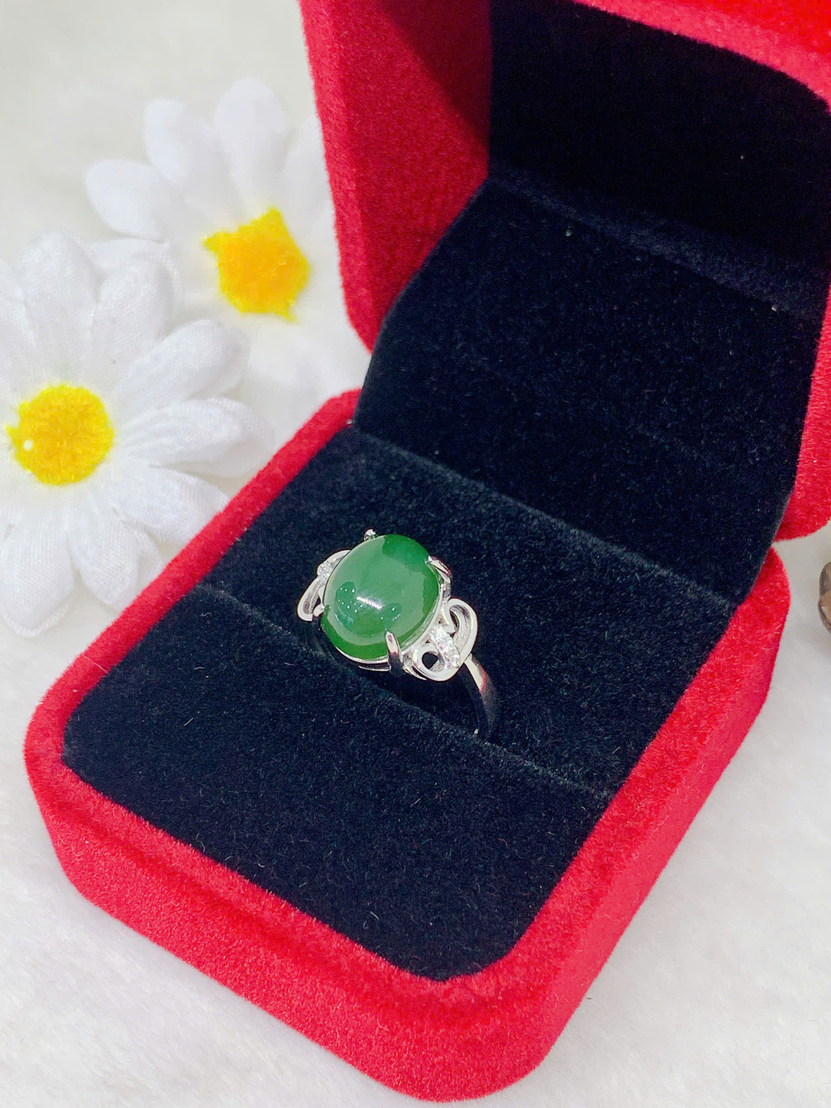 Nhẫn Ngọc Bích 10*14mm bạc 925 - NE11209