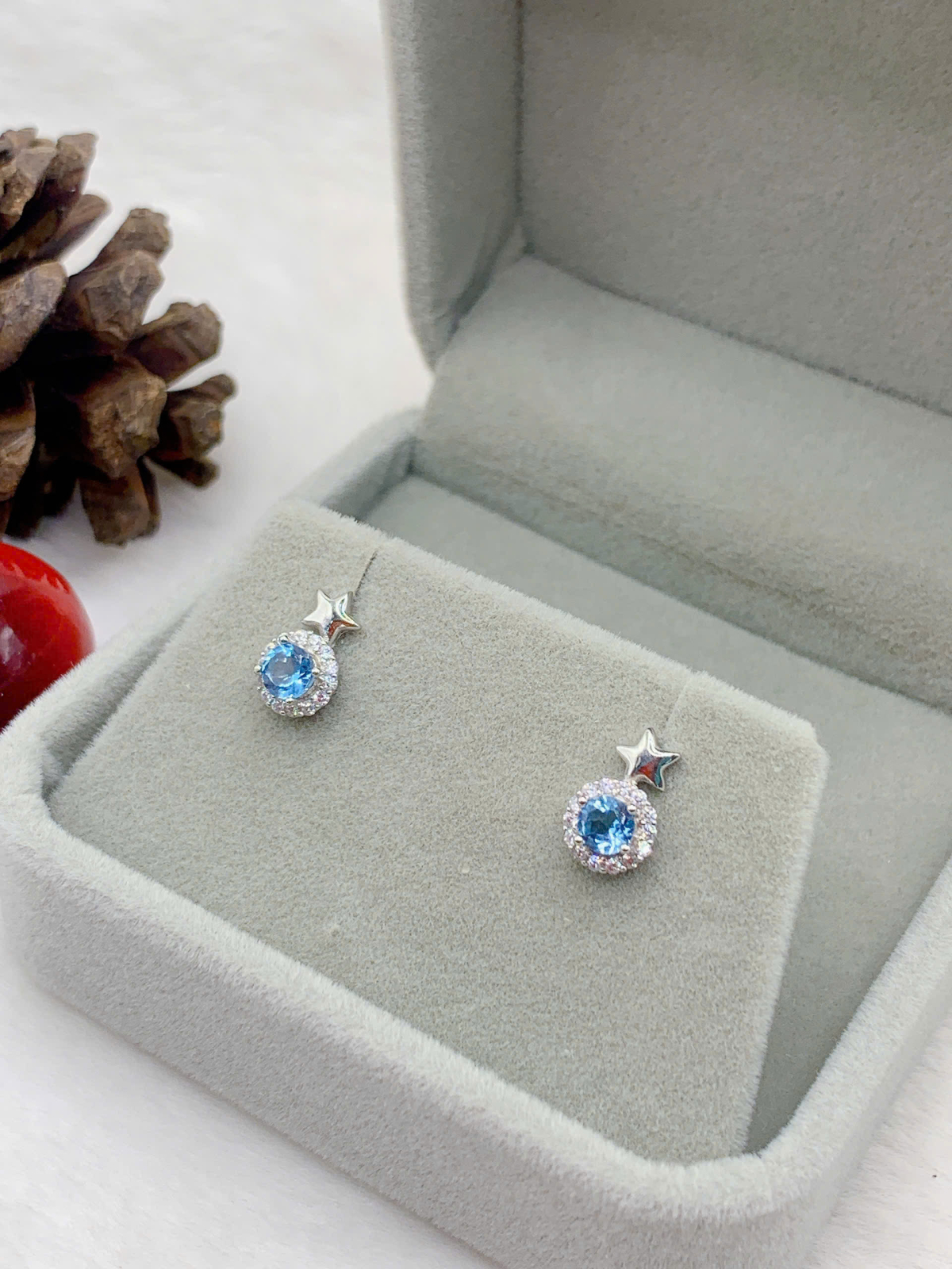 Hoa Tai Đá Topaz 4mm Bạc 925 - BT062