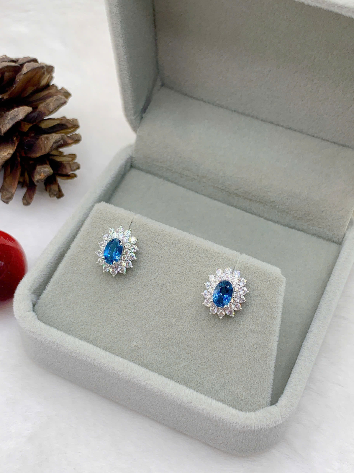 Hoa Tai Đá Topaz 4*6mm Bạc 925 - BT038