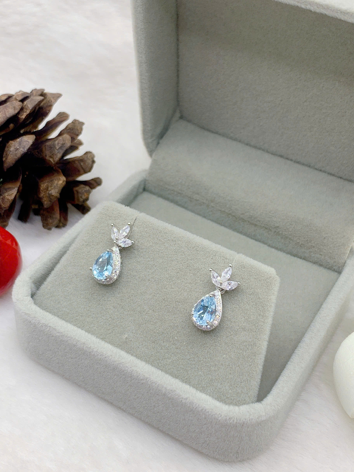 Hoa Tai Đá Topaz 5*7mm Bạc 925 - BT075