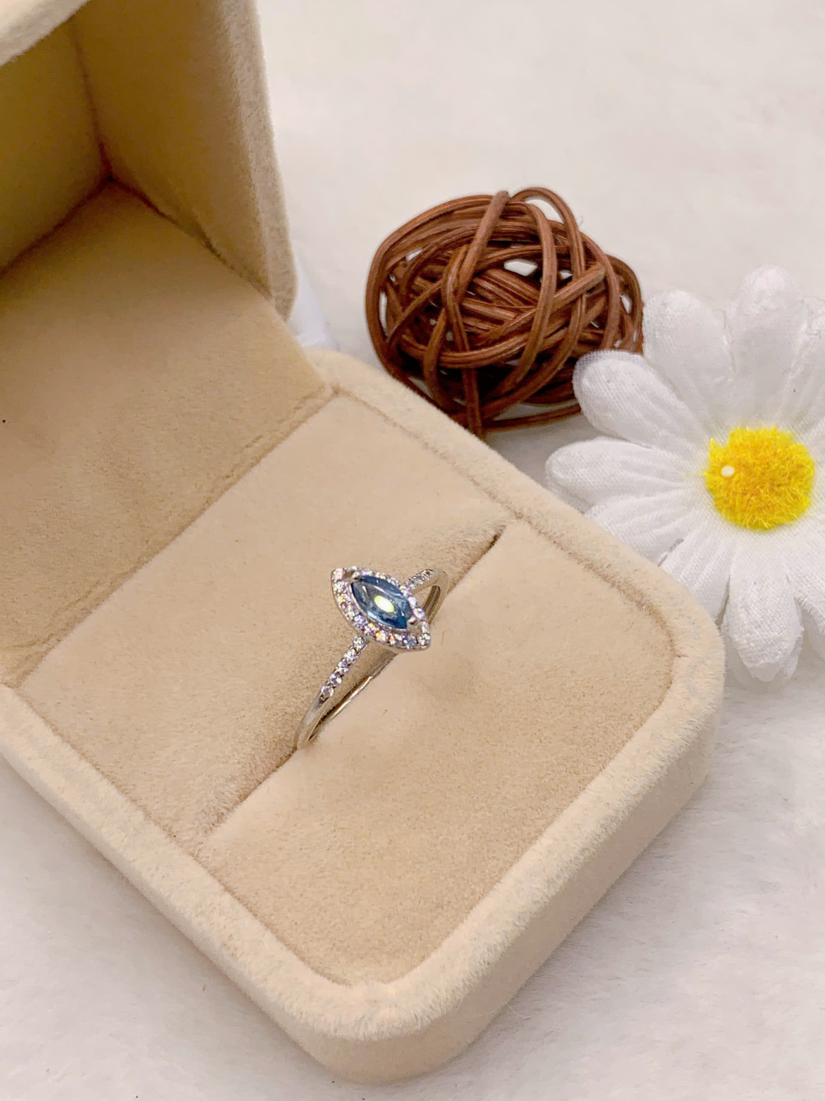 Nhẫn Đá Topaz 3*6mm Bạc 925 - BT262