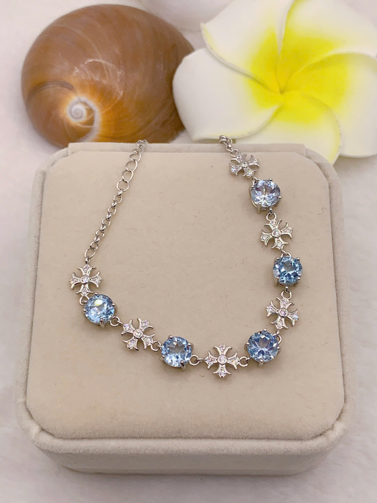Lắc Tay Đá Topaz 6mm Bạc 925 - BT026