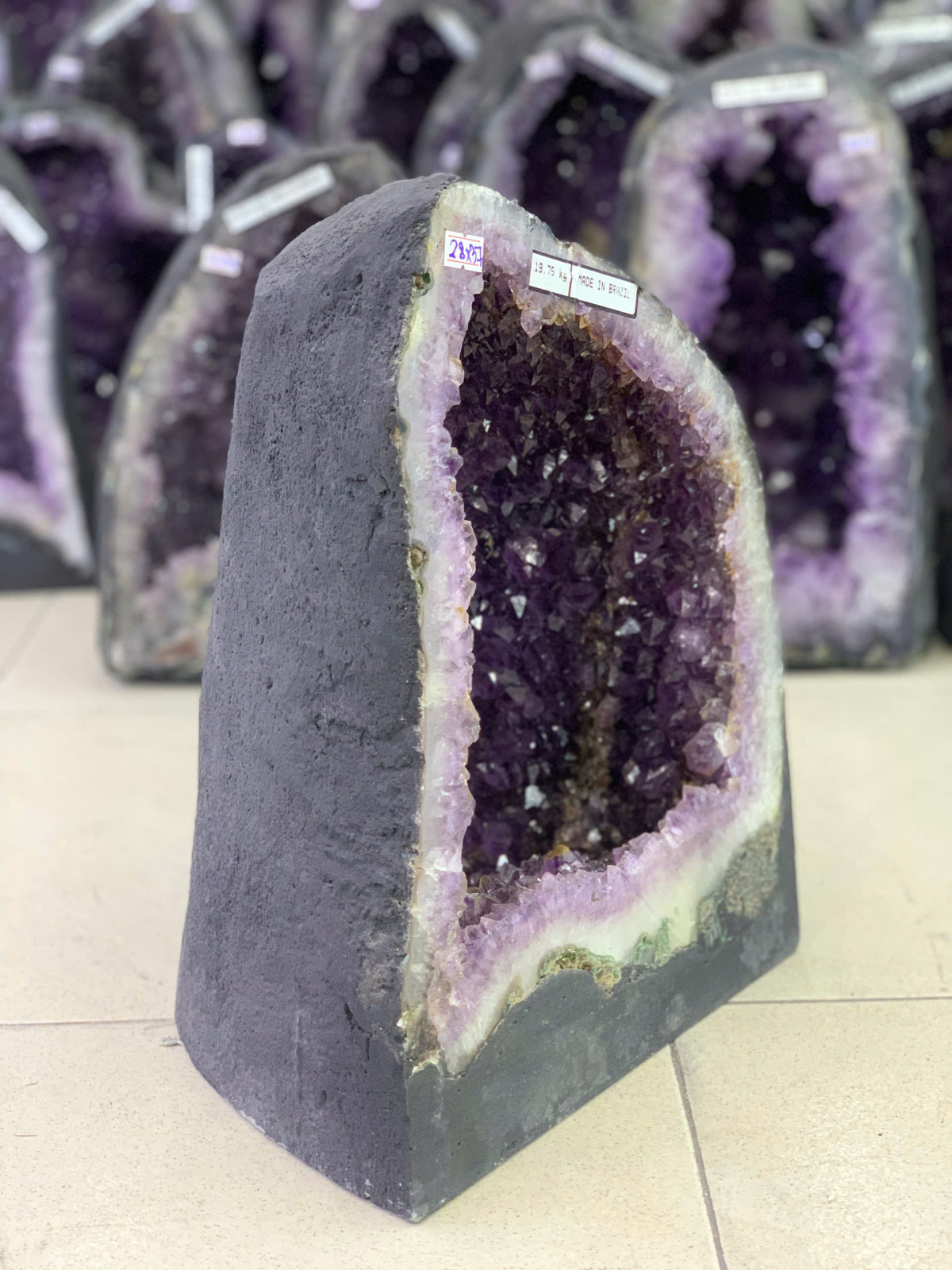 Hốc Thạch Anh Tím 4A ( TL: 19.75kg )