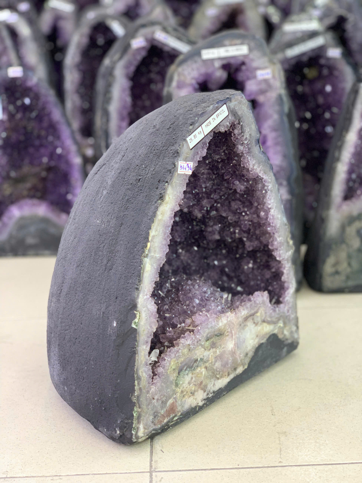 Hốc Thạch Anh Tím 4A ( TL: 25.95kg )