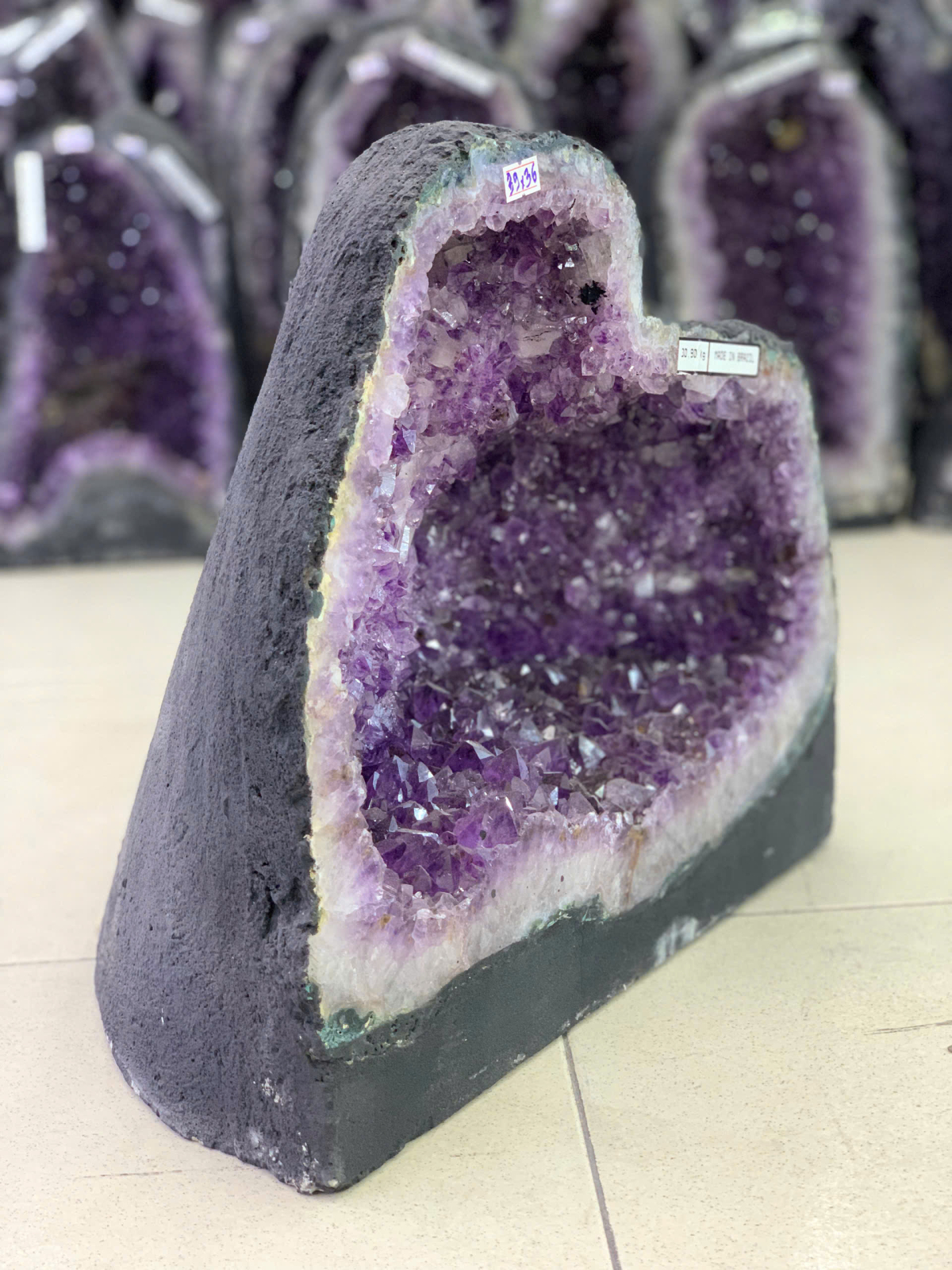 Hốc Thạch Anh Tím 4A ( TL: 30.9kg )