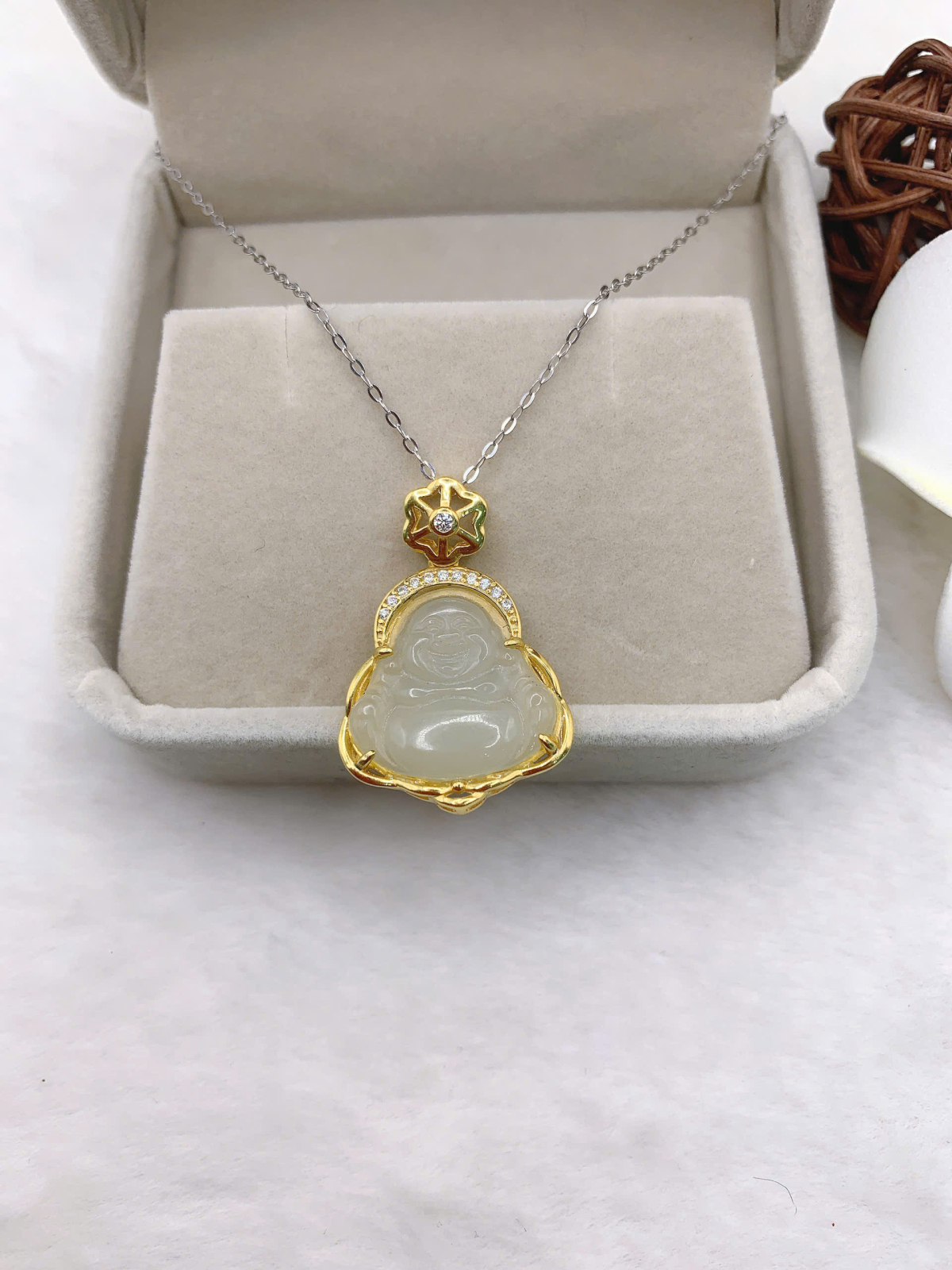 Mặt dây chuyền Phật Di Lặc Bạch Ngọc 16mm bạc 925-EW4698-2