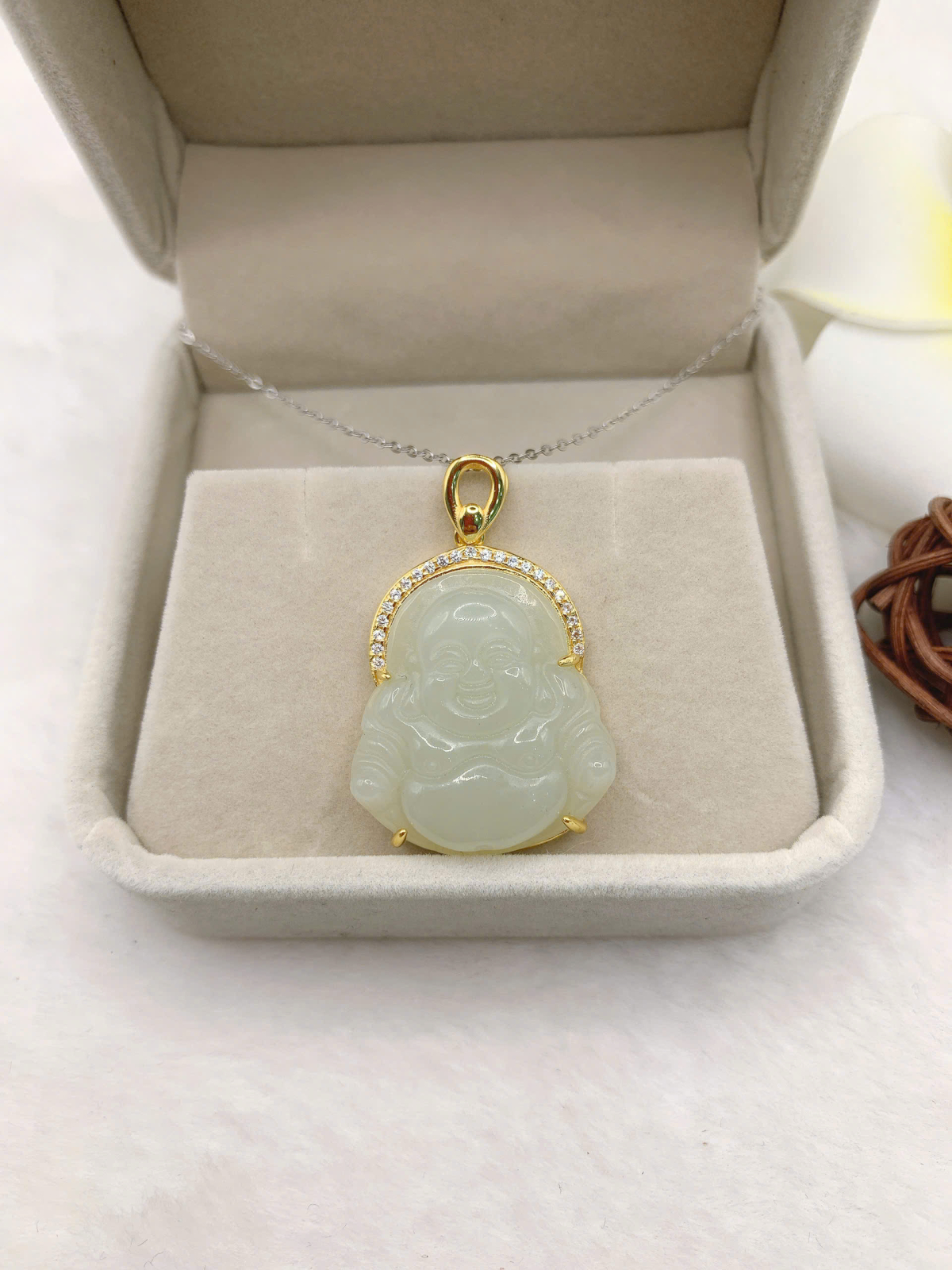 Mặt dây chuyền Phật Di Lặc Bạch Ngọc 22*24mm bạc 925-EW4098-2