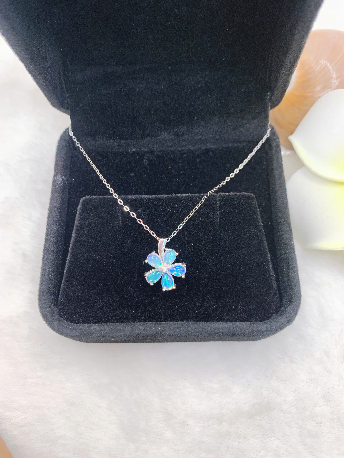 Mặt dây chuyền opal 3*5mm bạc 925-BO133