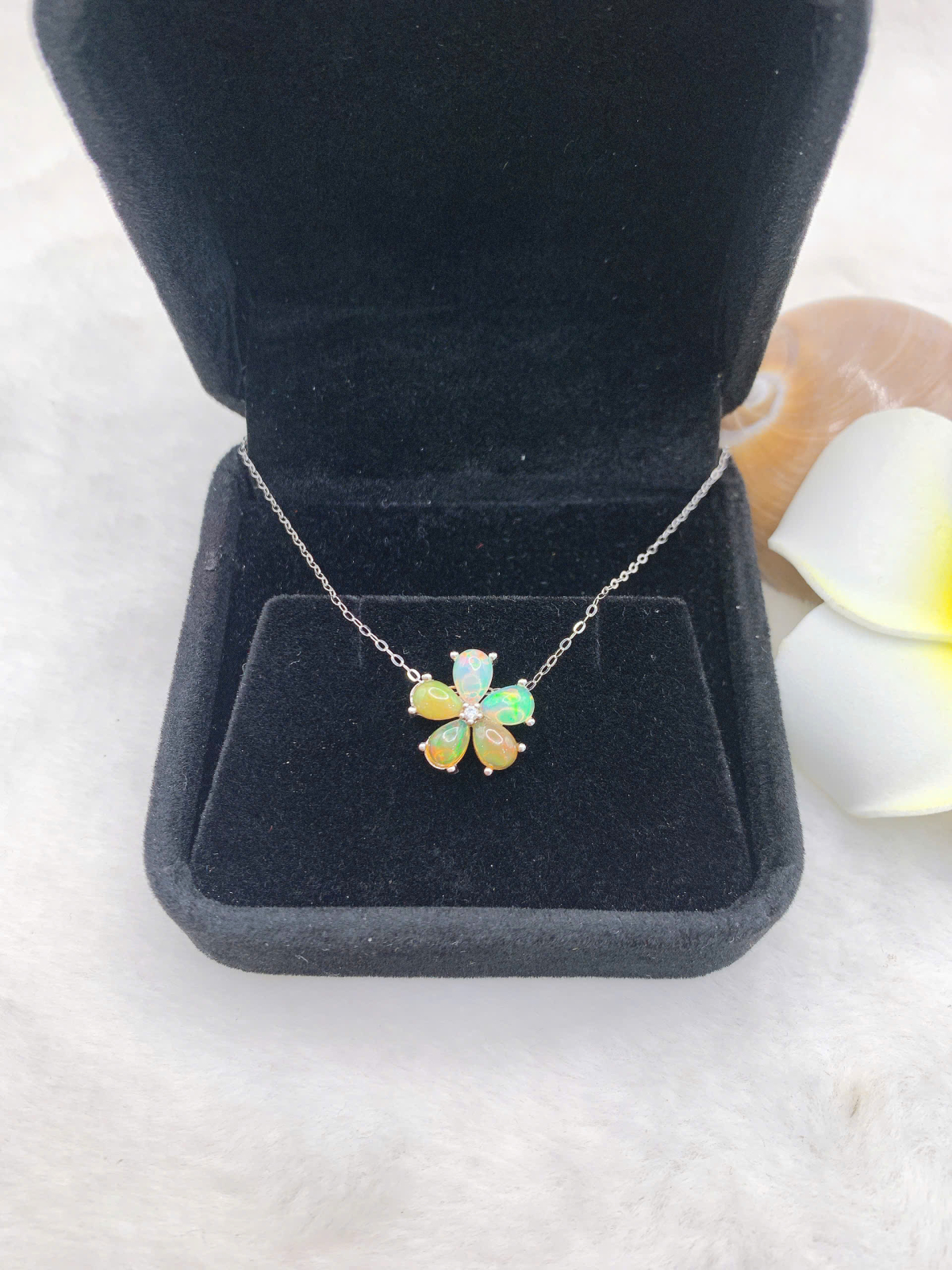 Mặt dây chuyền opal 4*6mm bạc 925-BO147