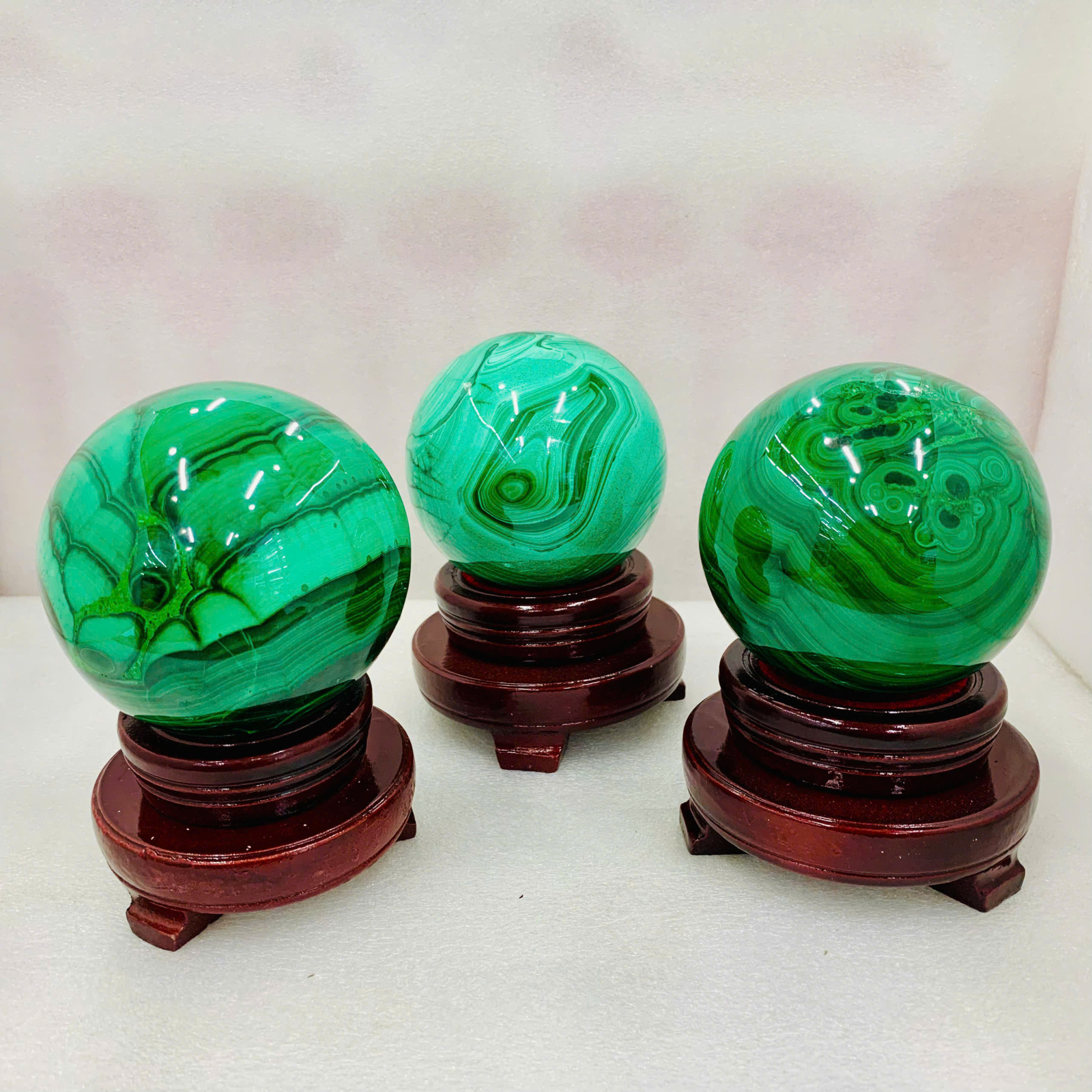 Cầu Lông Công size 8-11cm (1kg )