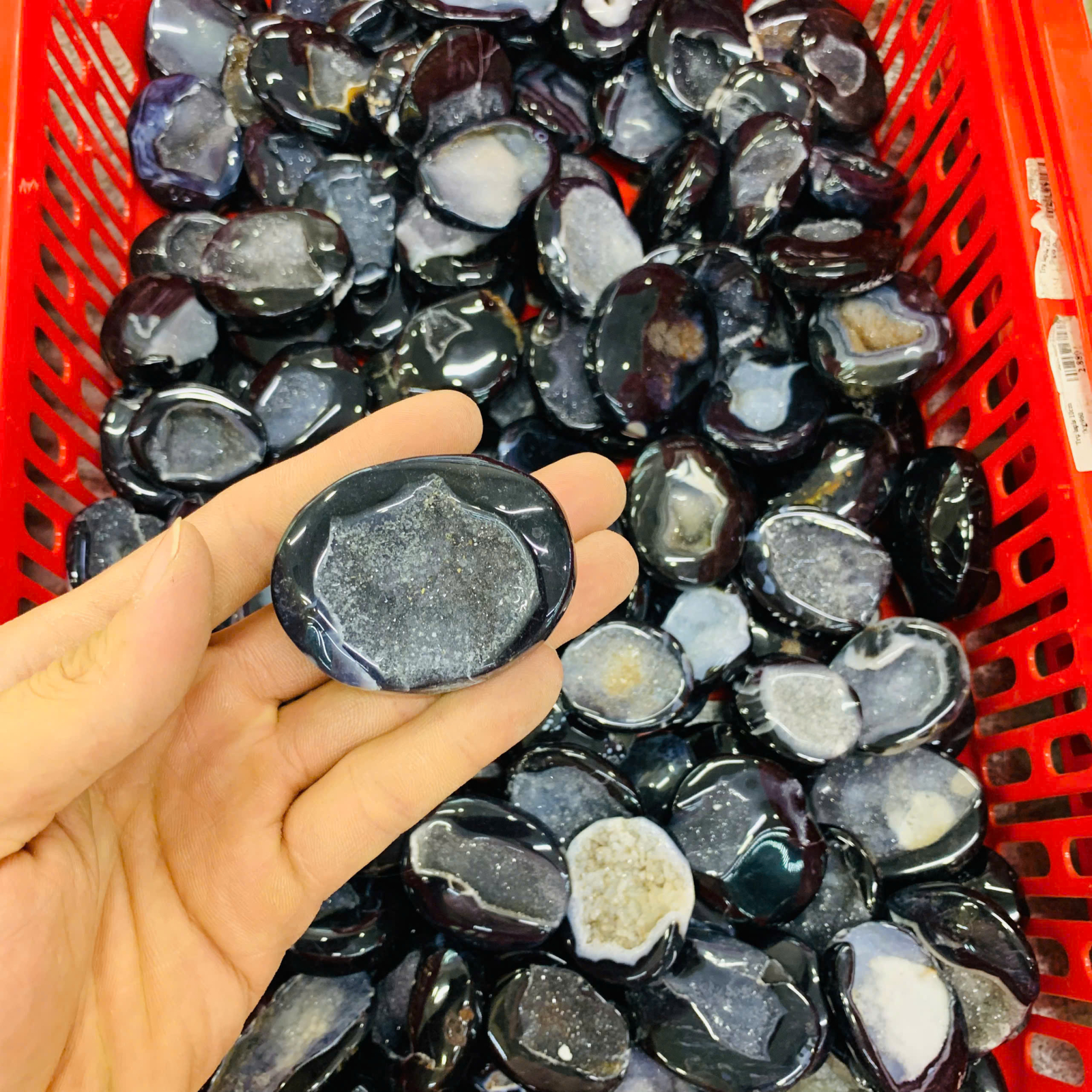 Trứng Mã Não Đen size 3-4cm ( 1kg ) 