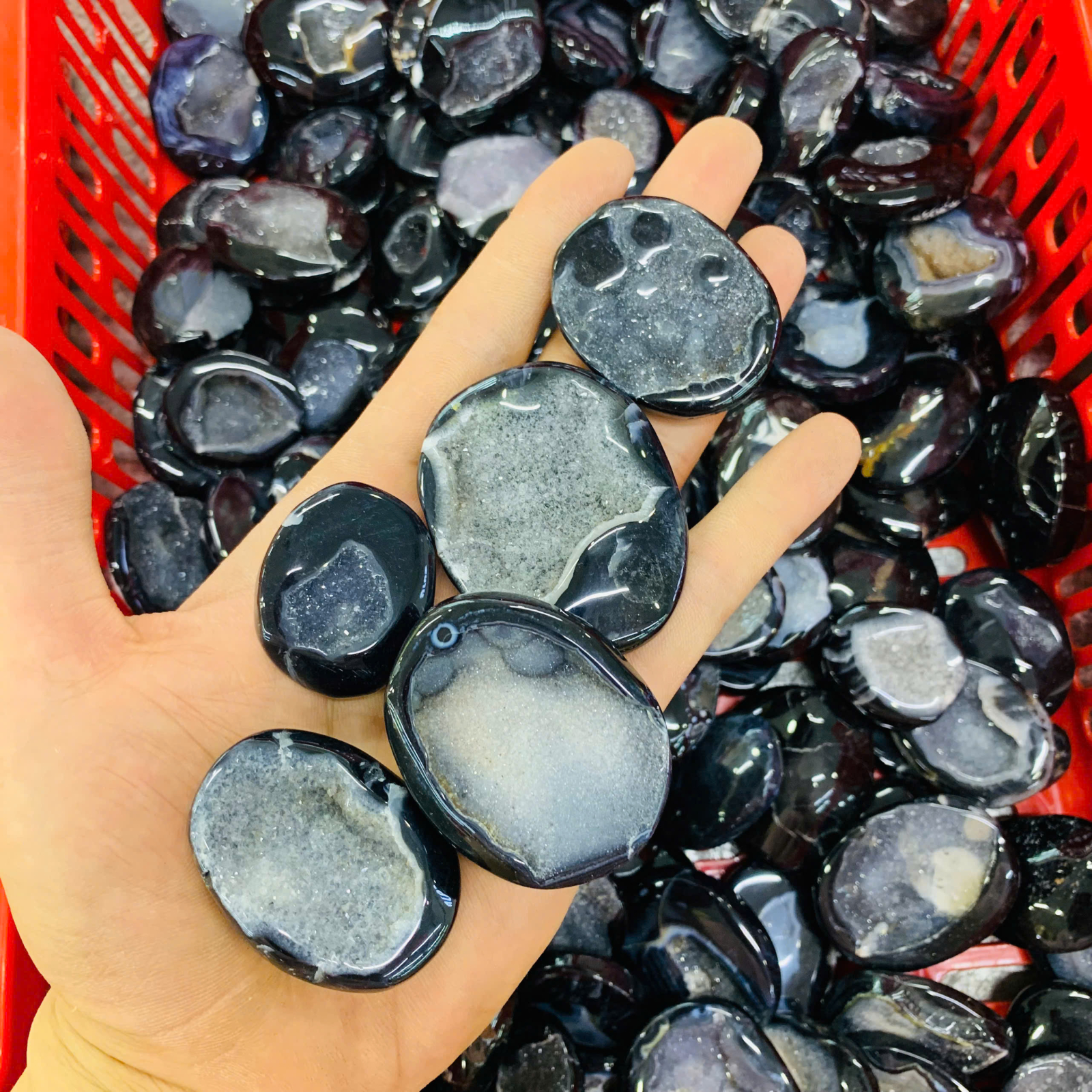 Trứng Mã Não Đen size 3-4cm ( 1kg )