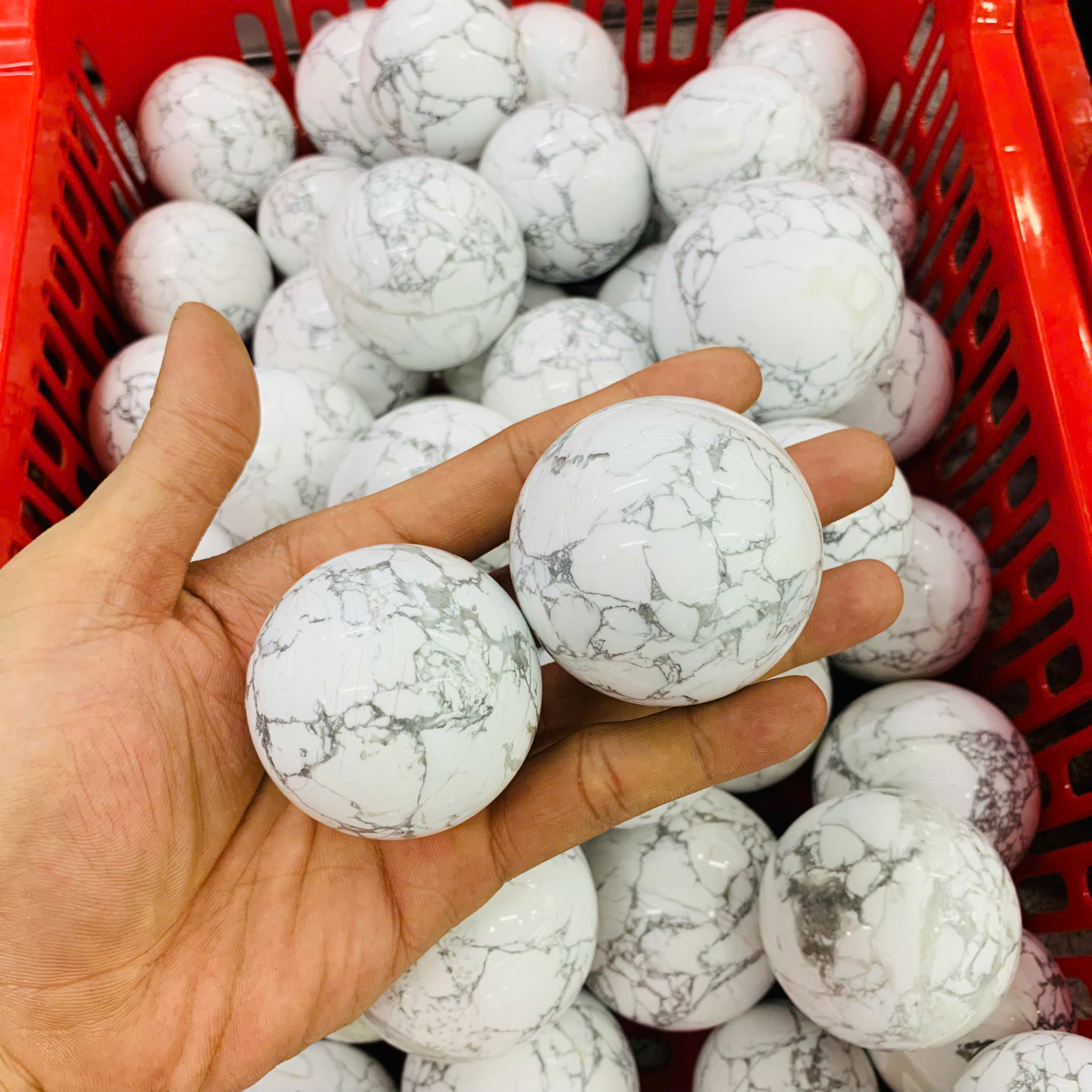 Bi Cầu Howlite size 5-10cm ( 1kg )