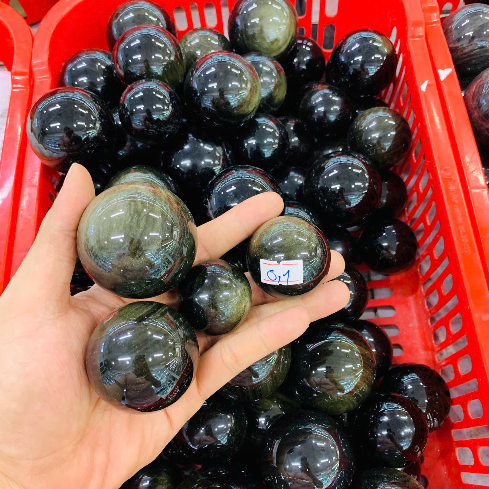 Bi Cầu Đá Núi Lửa Ánh Vàng size 3-5cm ( 1kg )