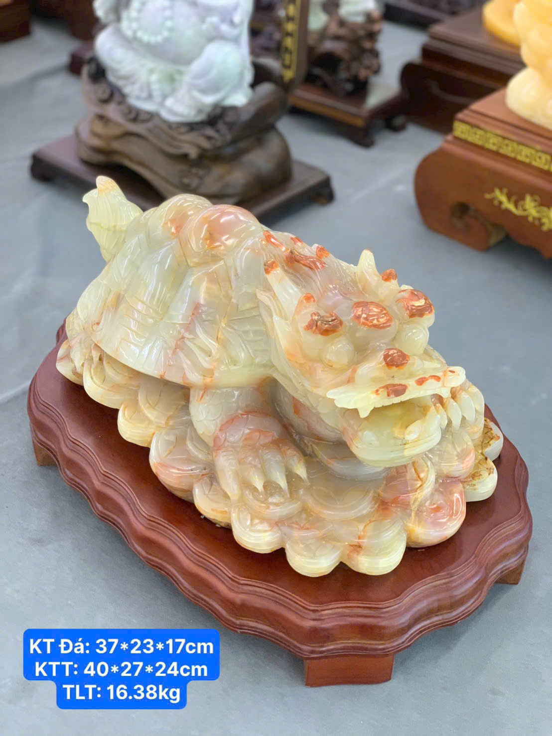 Long Quy Ngọc Onyx ( KT: 37*23*17cm )