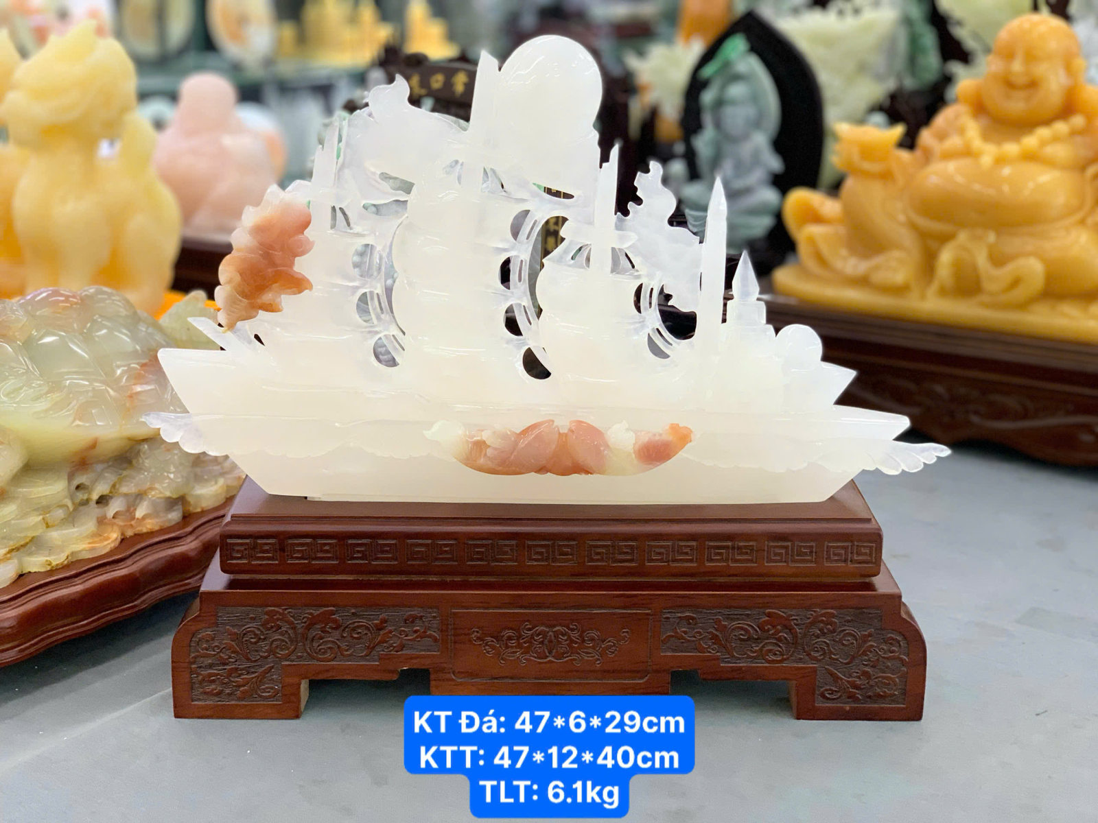 Thuyền buồm Ngọc Onyx (KT: 47*6*29cm )
