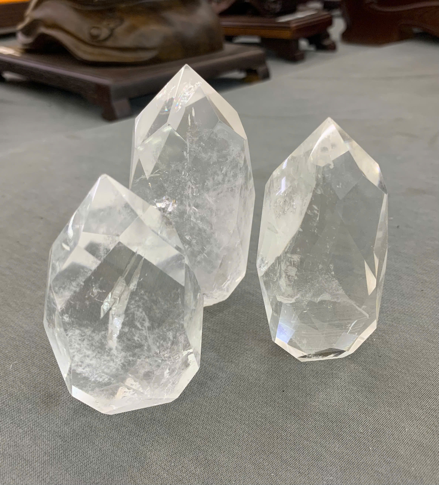 Mỹ nghệ dáng búp thạch anh trắng ( 1kg ) 