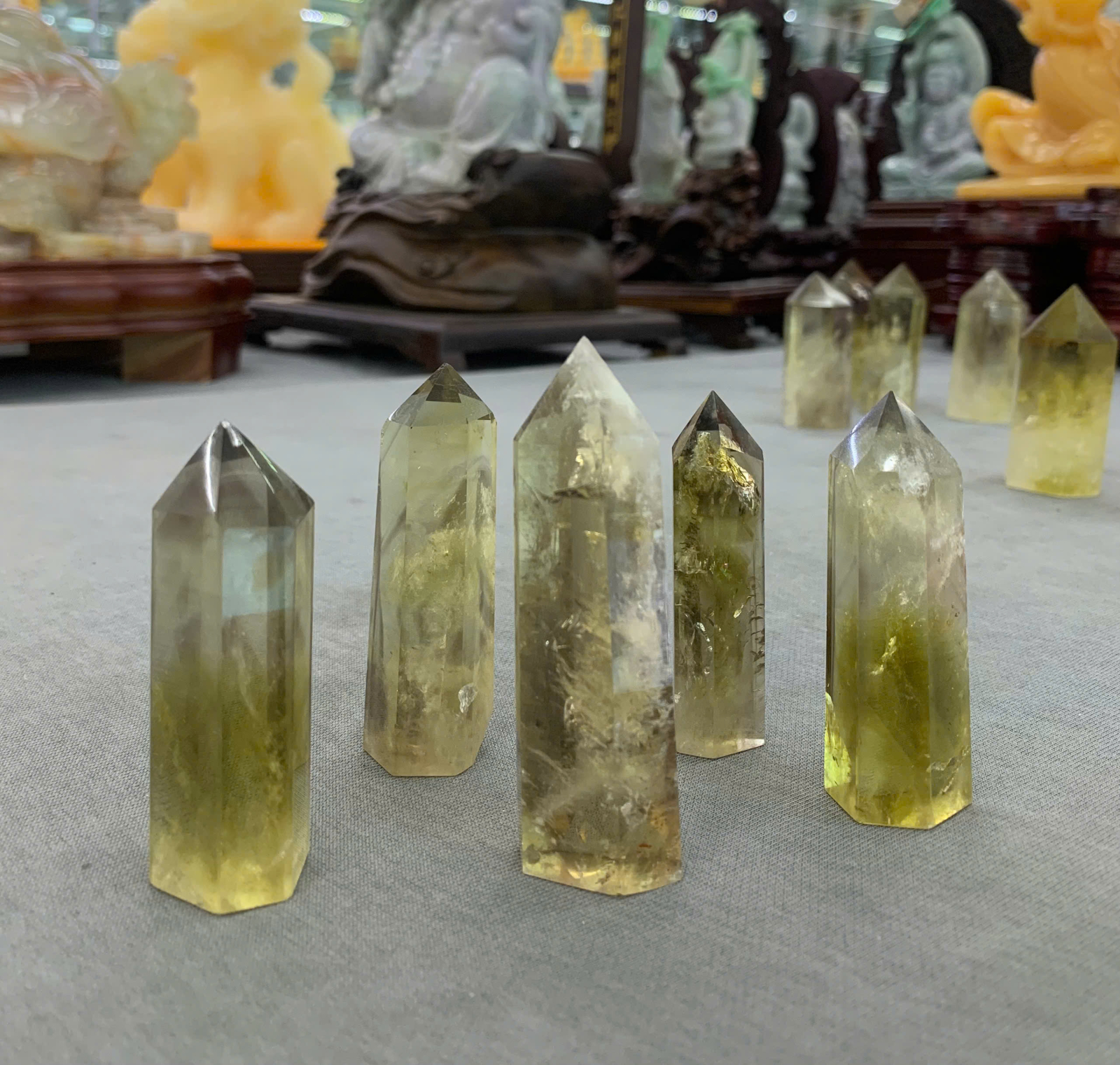 Trụ Thạch Anh Vàng 10cm 4A ( 1kg )